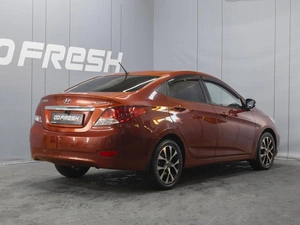 Седан Hyundai Solaris 2011 года, 860000 рублей, Омск