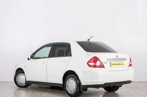 Седан Nissan Tiida Latio 2010 года, 649000 рублей, Красноярск