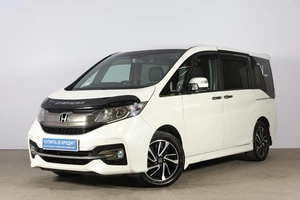 Минивэн Honda Stepwgn Spada 2015 года, 1809000 рублей, Новосибирск