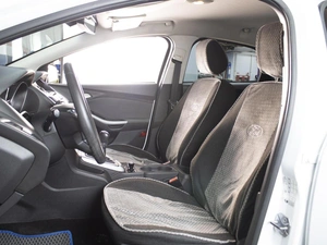 Хетчбэк Ford Focus 2012 года, 830000 рублей, Омск