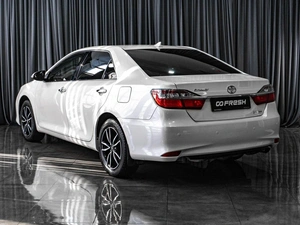 Седан Toyota Camry 2018 года, 2649000 рублей, Тюмень