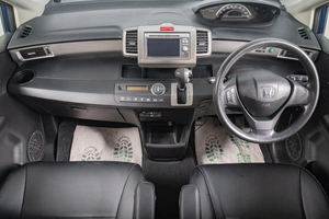 Минивэн Honda Freed 2013 года, 1229000 рублей, Томск