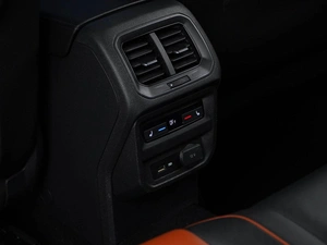Внедорожник Volkswagen Tiguan 2018 года, 3400777 рублей, Москва