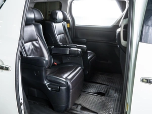 Минивэн Toyota Alphard 2013 года, 3029000 рублей, Волгоград