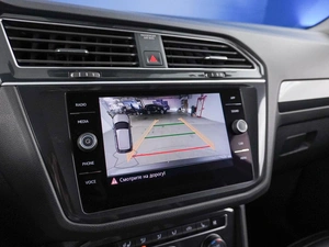 Внедорожник Volkswagen Tiguan 2018 года, 2587444 рублей, Москва