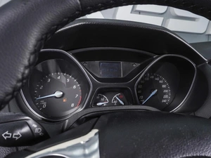 Хетчбэк Ford Focus 2013 года, 650000 рублей, Ростов-на-Дону