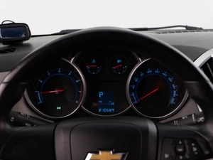 Седан Chevrolet Cruze 2013 года, 899050 рублей, Москва