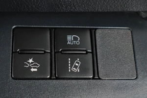 Минивэн Toyota Sienta 2019 года, 1769000 рублей, Тюмень