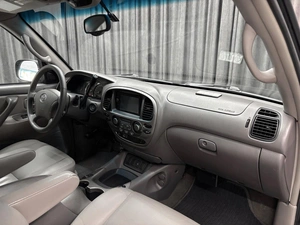 Внедорожник Toyota Sequoia 2005 года, 1850000 рублей, Красноярск
