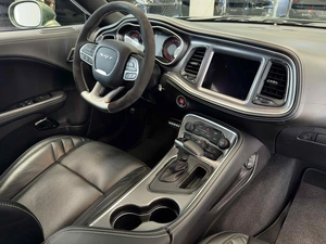 Купе Dodge Challenger SRT 2023 года, 15999999 рублей, Москва