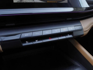 Лифтбек Changan UNI-V 2022 года, 2491000 рублей, Волгоград