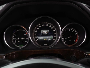 Седан Mercedes-benz E-класс 2013 года, 2130000 рублей, Воронеж