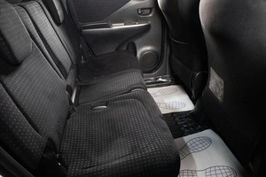 Хетчбэк Toyota Ractis 2009 года, 754000 рублей, Сургут