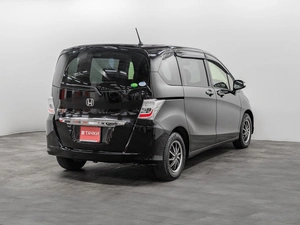Минивэн Honda Freed 2014 года, 1275000 рублей, Красноярск