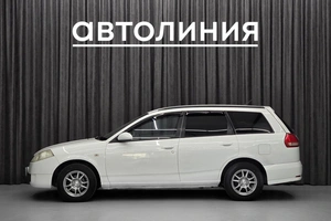 Универсал Nissan Wingroad 2001 года, 320000 рублей, Красноярск