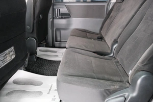 Минивэн Toyota Voxy 2008 года, 1179000 рублей, Омск