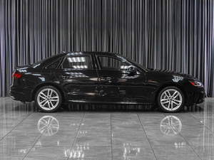 Седан Audi A4 2020 года, 3924000 рублей, Тюмень