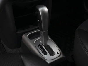 Хетчбэк Nissan Note 2012 года, 810000 рублей, Омск