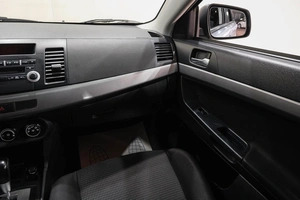 Седан Mitsubishi Lancer 2011 года, 799000 рублей, Новокузнецк