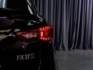 Внедорожник Infiniti FX37 2011 года, 2199000 рублей, Тюмень