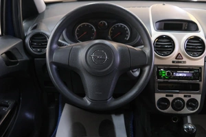 Хетчбэк Opel Corsa 2007 года, 389000 рублей, Омск