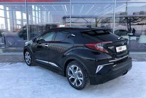 Внедорожник Toyota C-HR 2018 года, 2190000 рублей, Солонцы