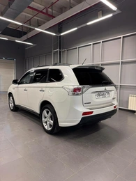 Внедорожник Mitsubishi Outlander 2013 года, 1597000 рублей, Красноярск