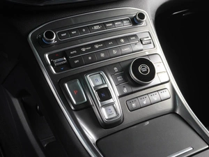 Внедорожник Hyundai Santa Fe 2022 года, 3769000 рублей, Красный Пахарь