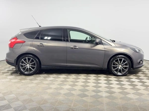 Хетчбэк Ford Focus 2012 года, 719900 рублей, Казань