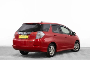 Универсал Honda Fit Shuttle 2012 года, 949000 рублей, Барнаул