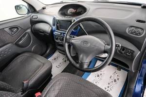 Минивэн Toyota Funcargo 2003 года, 559000 рублей, Красноярск