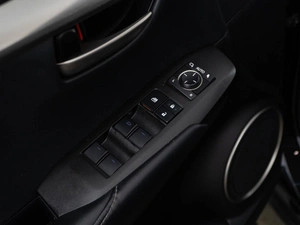 Внедорожник Lexus NX 2016 года, 2699050 рублей, Москва