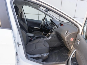 Хетчбэк Peugeot 308 2013 года, 569000 рублей, Санкт-Петербург