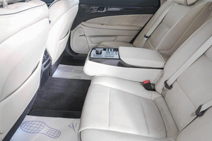 Седан Hyundai Equus 2013 года, 1669000 рублей, Кемерово