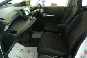 Минивэн Honda Freed 2011 года, 1239000 рублей, Омск