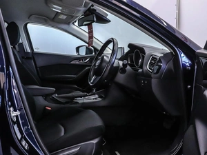 Хетчбэк Mazda Axela 2015 года, 1250000 рублей, Красноярск