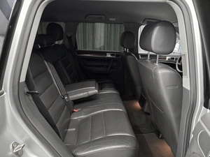 Внедорожник Volkswagen Touareg 2008 года, 1090000 рублей, Красноярск