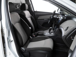 Хетчбэк Chevrolet Cruze 2012 года, 699000 рублей, Волгоград