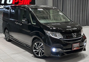 Минивэн Honda Stepwgn Spada 2015 года, 1947000 рублей, Красноярск