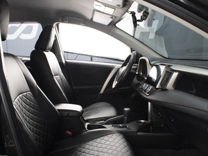 Внедорожник Toyota RAV4 2013 года, 1625000 рублей, Омск