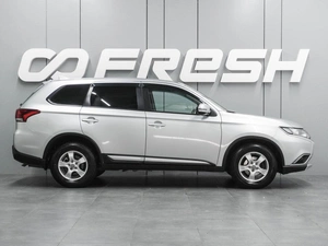 Внедорожник Mitsubishi Outlander 2017 года, 1843000 рублей, Воронеж
