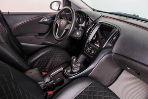 Хетчбэк Opel Astra 2013 года, 789000 рублей, Пермь