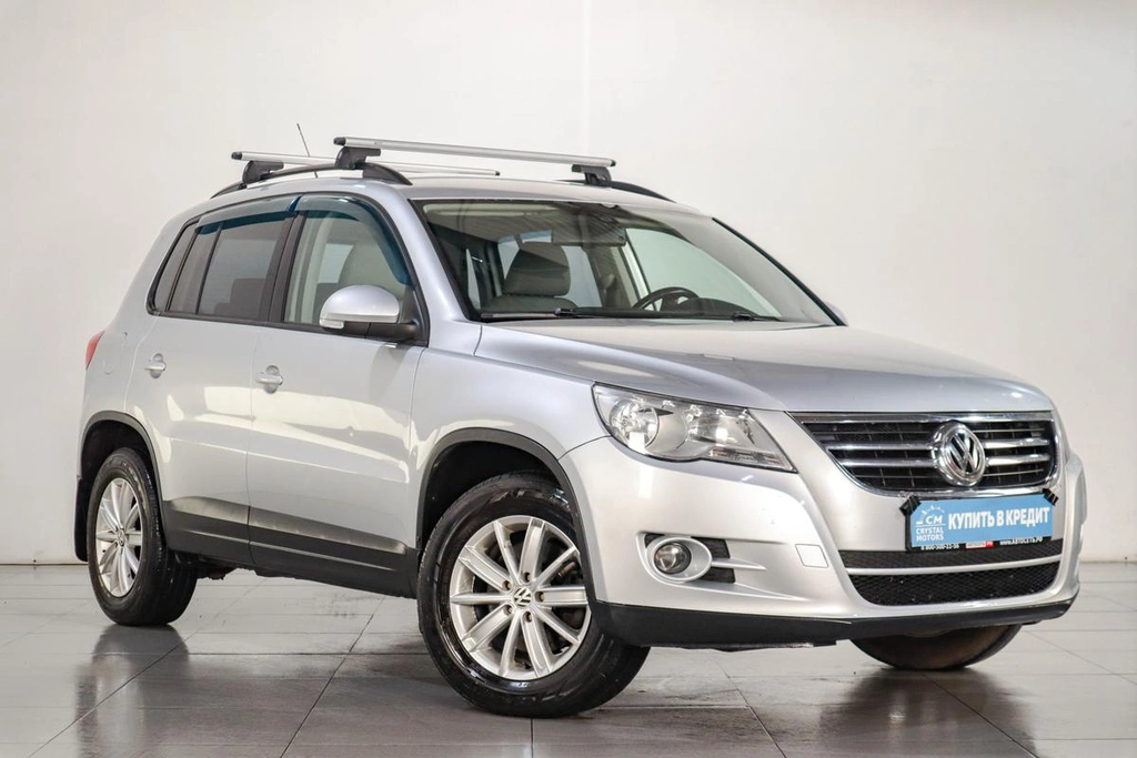Внедорожник Volkswagen Tiguan 2010 года, 1229000 рублей, Челябинск