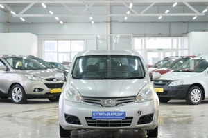 Хетчбэк Nissan Note 2008 года, 519000 рублей, Омск