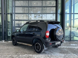 Внедорожник Chevrolet Niva 2020 года, 750000 рублей, Уфа