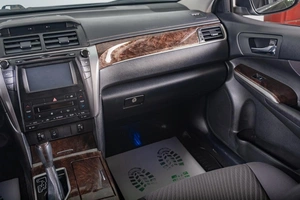 Седан Toyota Camry 2018 года, 1899000 рублей, Томск