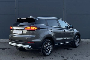 Внедорожник Geely Atlas Pro 2024 года, 2130000 рублей, Солонцы