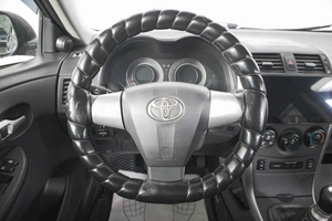 Седан Toyota Corolla 2010 года, 949000 рублей, Кемерово