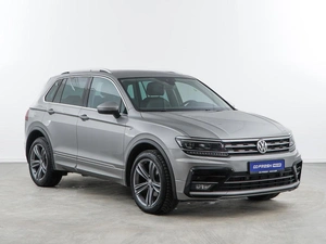 Внедорожник Volkswagen Tiguan 2018 года, 2613040 рублей, Москва