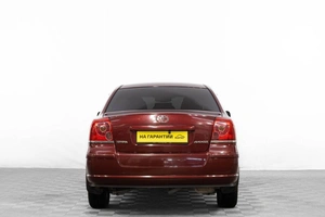 Седан Toyota Avensis 2005 года, 789000 рублей, Барнаул